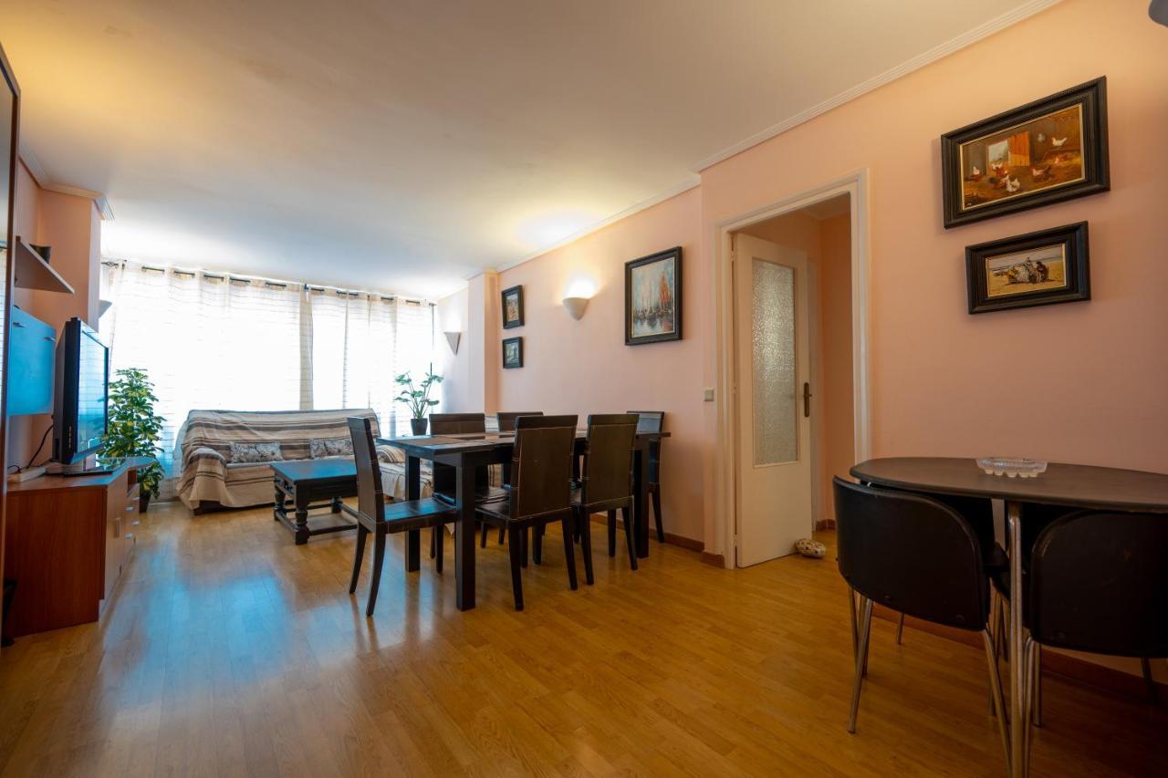 בנידורם Beautiful Parque Loix 4 Bedroom Apartment Shared Pool, Tennis Court מראה חיצוני תמונה