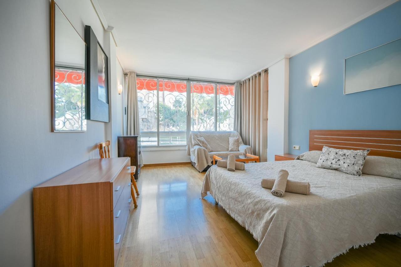 בנידורם Beautiful Parque Loix 4 Bedroom Apartment Shared Pool, Tennis Court מראה חיצוני תמונה